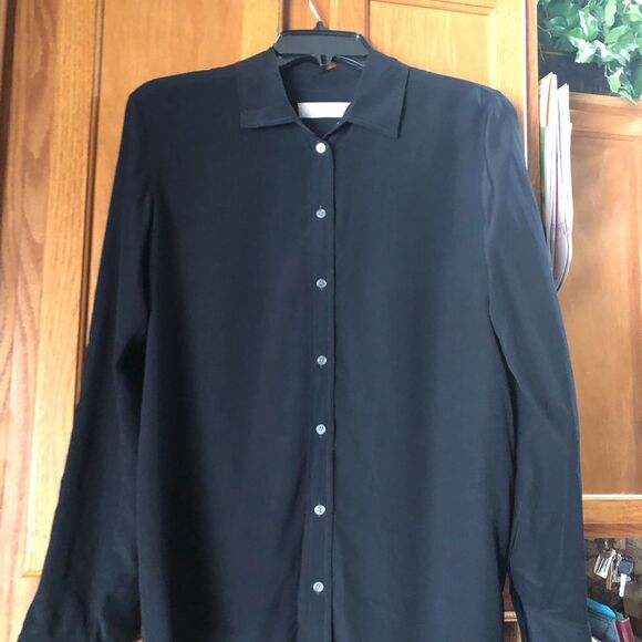 Everlane The Clean Silk Relaxed Button Down Shirt Black - 4 - Picture 4 of 14